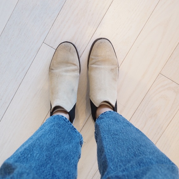Madewell Tan Suede Chelsea Boots - Picture 5 of 6